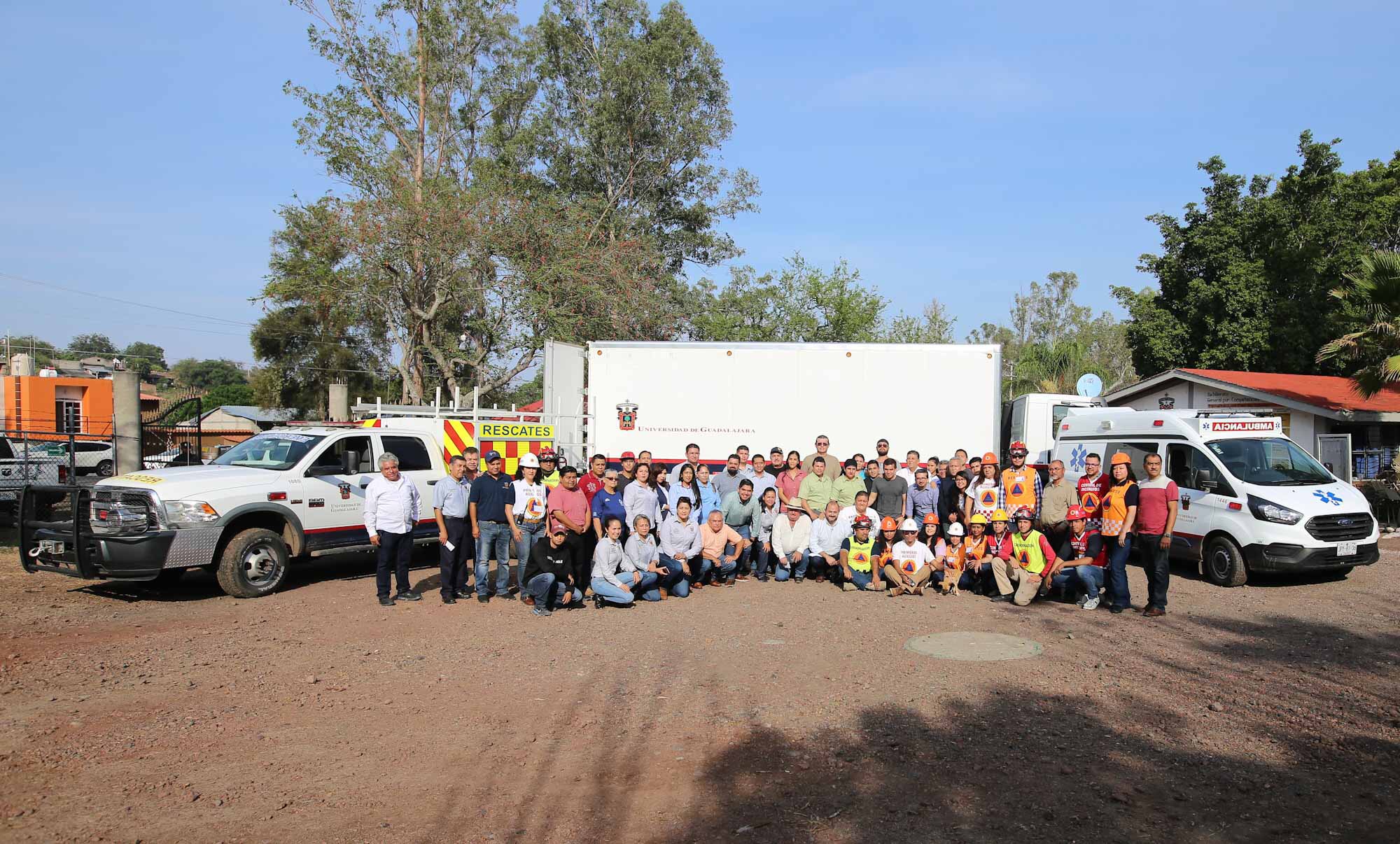 Entrega UdeG 17 toneladas de ayuda a habitantes de San Gabriel