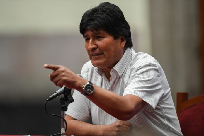 Morales renunciaría