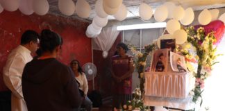Familiares despiden a niña asesinada en México entre reproches a autoridades