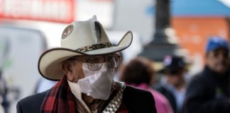 México evita ser drástico con COVID-19 pese a experiencia con otra pandemia