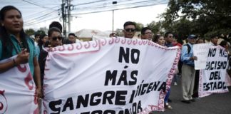 Menores indígenas marchan en Asunción