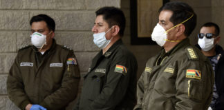 Policía boliviana controla motín carcelario en reclamo de atención médica