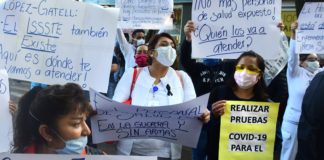Personal médico en México exige equipos de protección contra el COVID-19