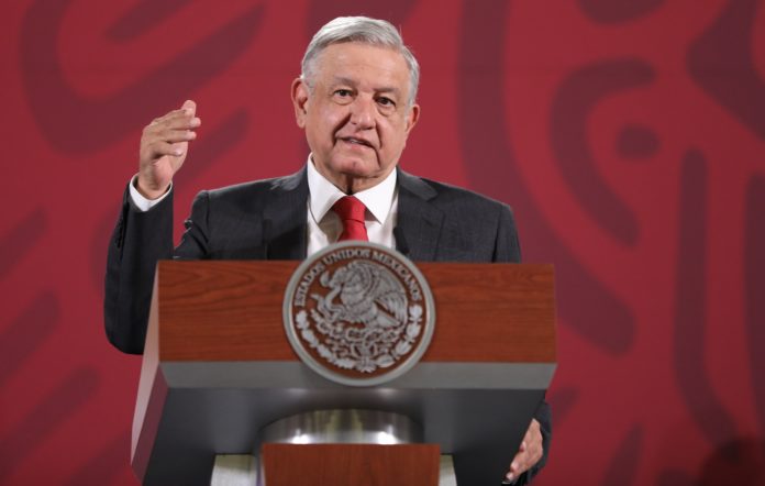 López Obrador anuncia al tercer encargado de aduanas de su sexenio