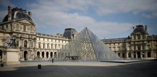 museo del Louvre