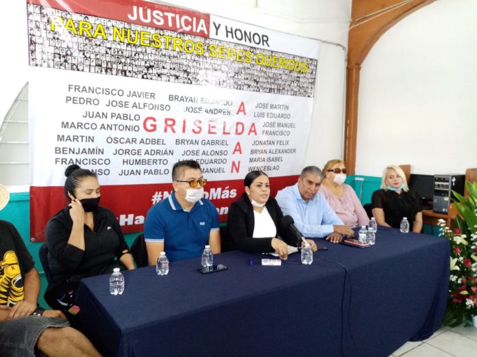 Denuncian desaparición pareja Chapala cuentan 8 semana