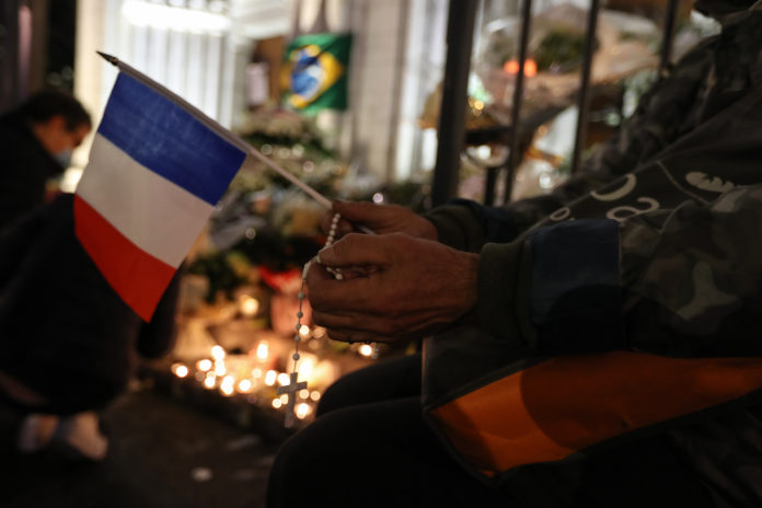 Un sacerdote ortodoxo herido a balazos en Francia en plena tensión por ataques