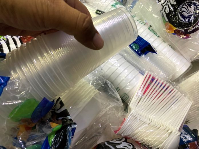 prohibición de plásticos