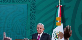 López Obrador rechaza regular redes sociales