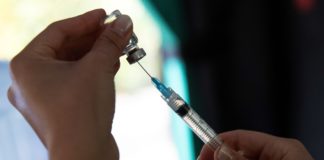 Pfizer reanudará envío vacunas