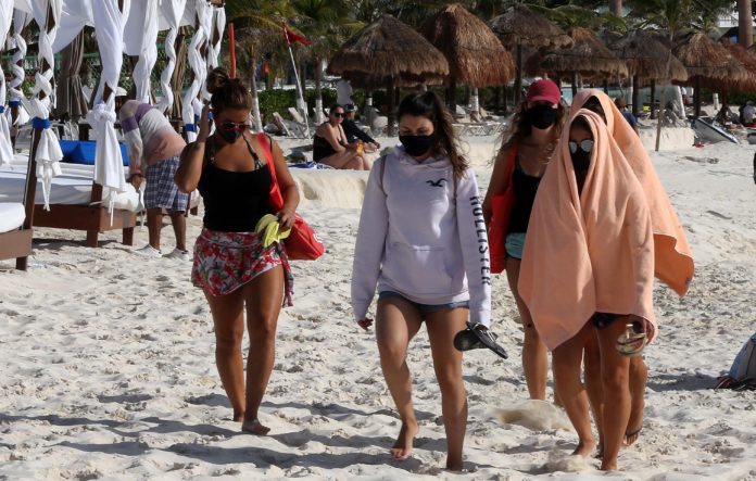 El Caribe mexicano registra un fuerte repunte de casos tras las vacaciones