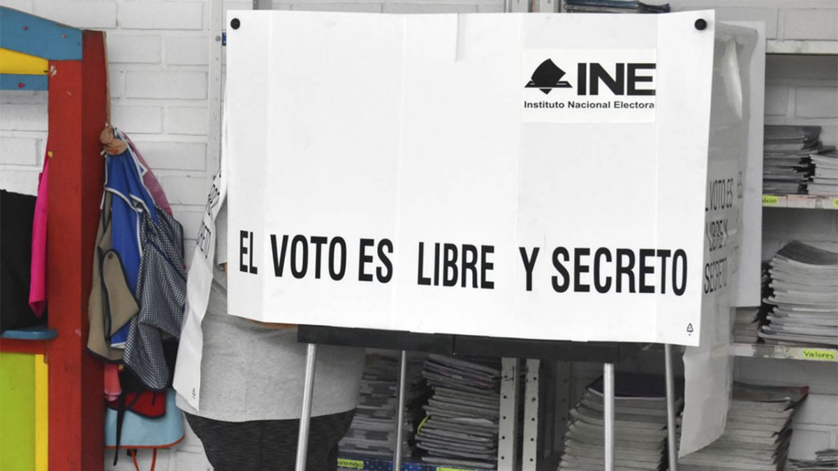 INE visita a 39 mil ciudadanos para ser funcionarios de casilla en el  distrito 5 en Puerto Vallarta