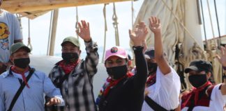 Una delegación de zapatistas emprende una travesía marítima rumbo a Europa
