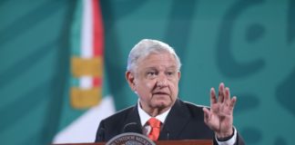 López Obrador critica