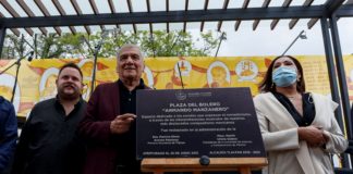 Ciudad de México inaugura con boleros una plaza en honor a Armando Manzanero