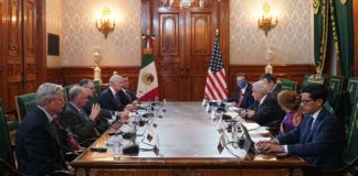 López Obrador se reúne con senadores