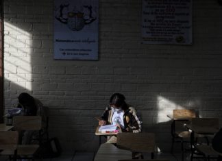 Comienza el regreso presencial a clases en México tras más de un año cerradas