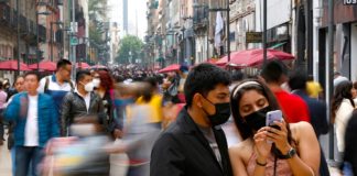 México registra 879 nuevas muertes y 15.876 casos más de coronavirus