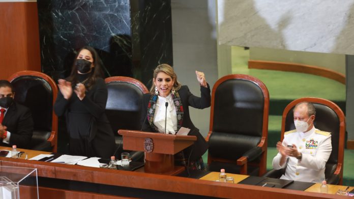 Una mujer asume por primera vez el gobierno del estado mexicano de Guerrero