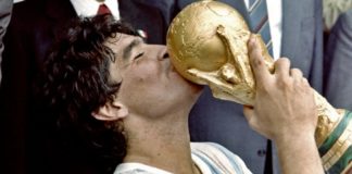 El fútbol argentino comenzó el viernes por la noche una serie de homenajes dedicados a la memoria de Diego Maradona