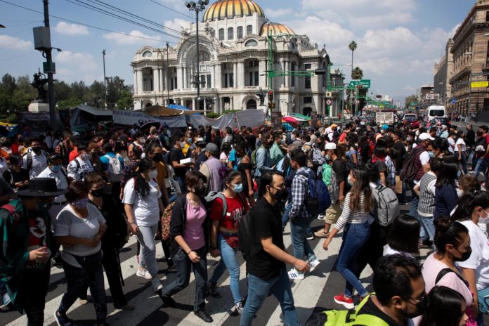 México ubica a 20 de 32 estados del país en riesgo bajo frente a la covid-19
