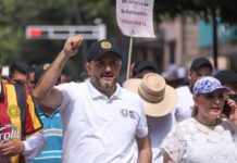 Ricardo Villanueva Lomelí mega marcha UdeG